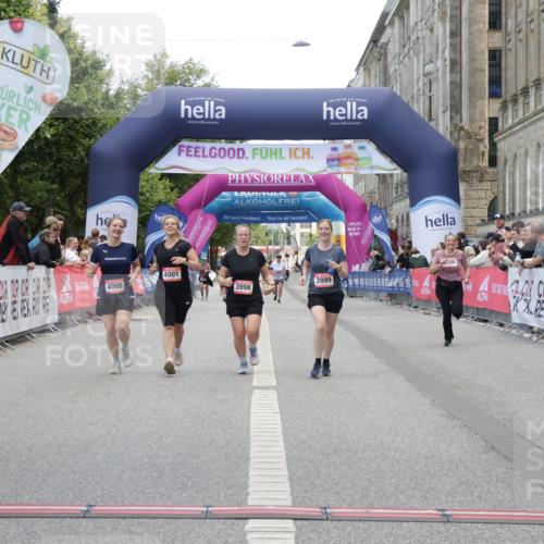06.09.2026 - CURREX Alsterlauf Yannick Fuchs http://msf.ph/oto/10227292 06.09.2026 10:25:25 Ziel 3998, 3999, 4000, 4001, 5248, 6333 meine-sportfotos.de