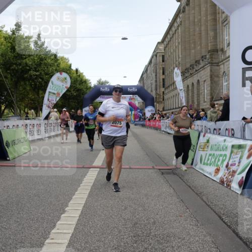 06.09.2026 - CURREX Alsterlauf Yannick Fuchs http://msf.ph/oto/10227318 06.09.2026 10:25:46 Ziel 2075, 2635, 2636, 3297, 3774, 4258, 6202, 6252, 6325 meine-sportfotos.de