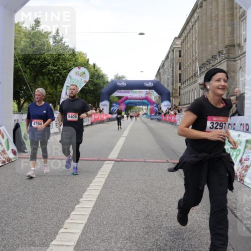06.09.2026 - CURREX Alsterlauf Yannick Fuchs http://msf.ph/oto/10227346 06.09.2026 10:25:53 Ziel 2635, 2636, 3297, 4258, 4794, 5083, 5409, 6202, 6252, 6325 meine-sportfotos.de