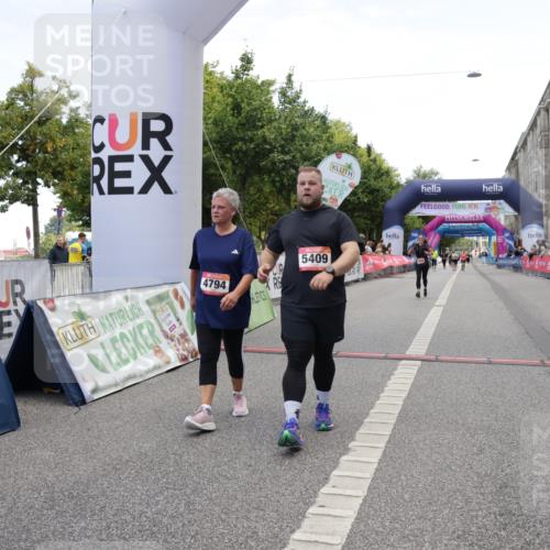 06.09.2026 - CURREX Alsterlauf Yannick Fuchs http://msf.ph/oto/10227351 06.09.2026 10:25:54 Ziel 2635, 2636, 3297, 4258, 4794, 5083, 5409, 6252, 6325 meine-sportfotos.de