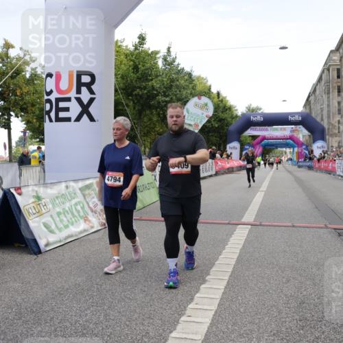 06.09.2026 - CURREX Alsterlauf Yannick Fuchs http://msf.ph/oto/10227352 06.09.2026 10:25:54 Ziel 2635, 2636, 3297, 4258, 4794, 5083, 5409, 6252, 6325 meine-sportfotos.de