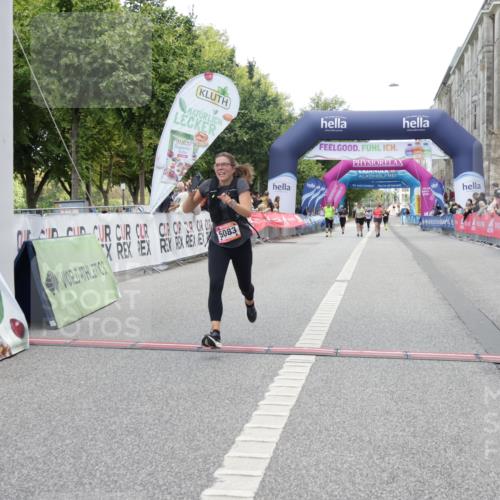06.09.2026 - CURREX Alsterlauf Yannick Fuchs http://msf.ph/oto/10227363 06.09.2026 10:25:58 Ziel 3297, 4794, 5083, 5409 meine-sportfotos.de