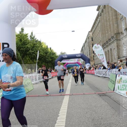 06.09.2026 - CURREX Alsterlauf Yannick Fuchs http://msf.ph/oto/10227453 06.09.2026 10:26:55 Ziel 2253, 2790, 2791, 3165, 4484, 4489, 5156 meine-sportfotos.de