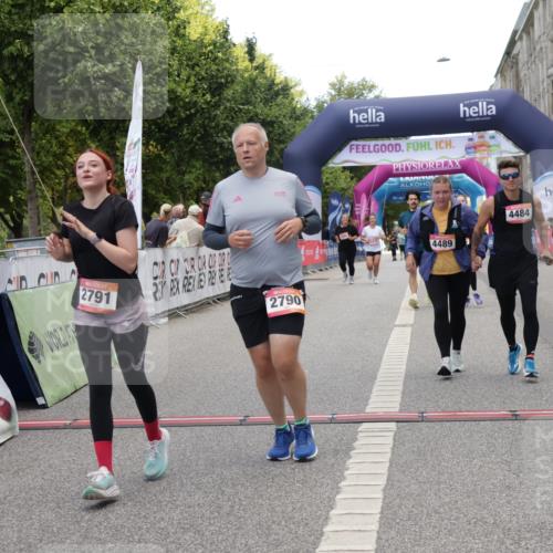 06.09.2026 - CURREX Alsterlauf Yannick Fuchs http://msf.ph/oto/10227456 06.09.2026 10:26:57 Ziel 2253, 2790, 2791, 3165, 4484, 4489, 5155, 5156 meine-sportfotos.de