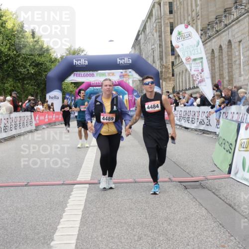 06.09.2026 - CURREX Alsterlauf Yannick Fuchs http://msf.ph/oto/10227460 06.09.2026 10:26:58 Ziel 2253, 2790, 2791, 3165, 4484, 4489, 5155, 5156 meine-sportfotos.de