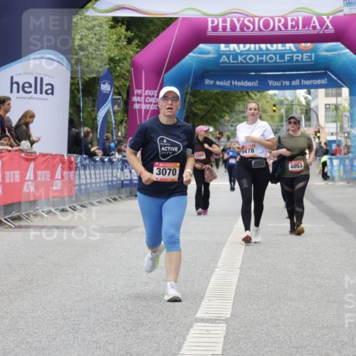 06.09.2026 - CURREX Alsterlauf Yannick Fuchs http://msf.ph/oto/10227549 06.09.2026 10:27:37 Ziel 3070, 4307 meine-sportfotos.de