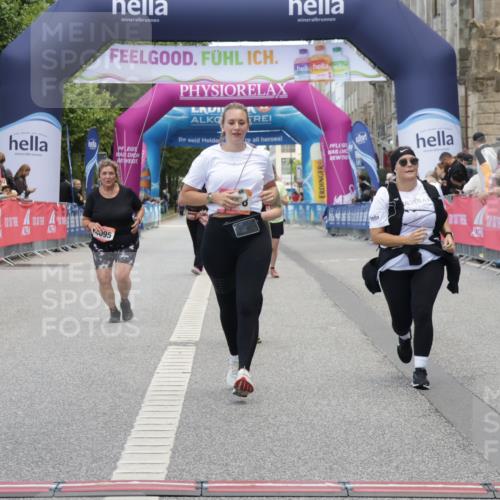 06.09.2026 - CURREX Alsterlauf Yannick Fuchs http://msf.ph/oto/10227565 06.09.2026 10:27:43 Ziel 3070, 4307, 4544, 5478, 8053 meine-sportfotos.de