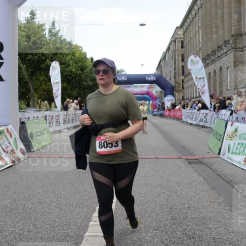 06.09.2026 - CURREX Alsterlauf Yannick Fuchs http://msf.ph/oto/10227584 06.09.2026 10:27:49 Ziel 3054, 4095, 4351, 4544, 5478, 8053 meine-sportfotos.de