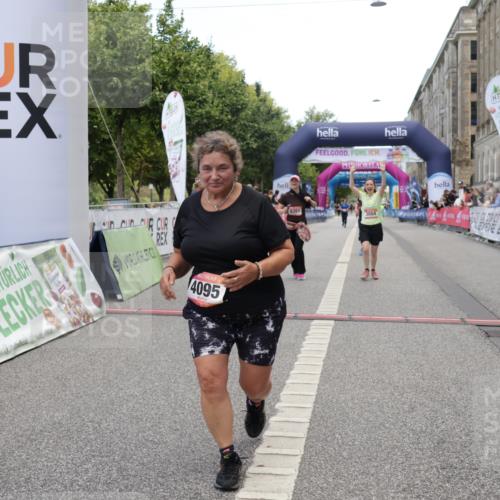 06.09.2026 - CURREX Alsterlauf Yannick Fuchs http://msf.ph/oto/10227585 06.09.2026 10:27:51 Ziel 3054, 4095, 4214, 4351, 4544, 5478, 8053 meine-sportfotos.de