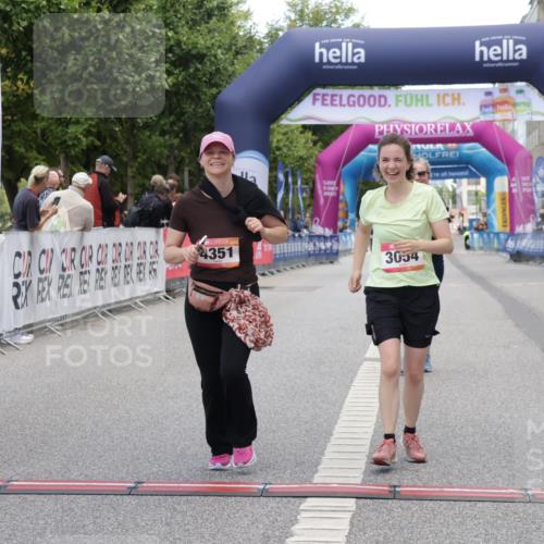 06.09.2026 - CURREX Alsterlauf Yannick Fuchs http://msf.ph/oto/10227588 06.09.2026 10:27:52 Ziel 3054, 4095, 4214, 4351, 4544, 5478, 8053 meine-sportfotos.de