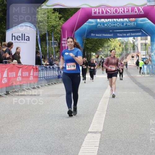 06.09.2026 - CURREX Alsterlauf Yannick Fuchs http://msf.ph/oto/10227611 06.09.2026 10:28:00 Ziel 3054, 3379, 4214, 4351 meine-sportfotos.de