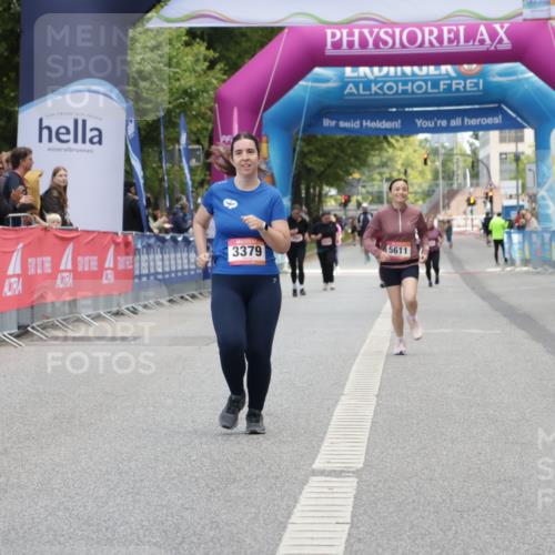 06.09.2026 - CURREX Alsterlauf Yannick Fuchs http://msf.ph/oto/10227613 06.09.2026 10:28:00 Ziel 3054, 3379, 4214, 4351 meine-sportfotos.de