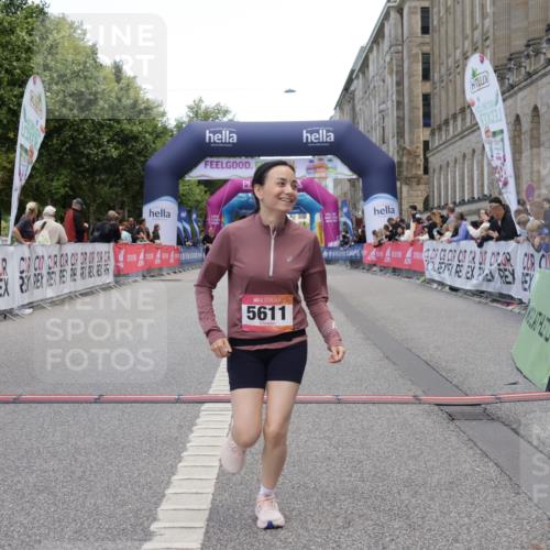 06.09.2026 - CURREX Alsterlauf Yannick Fuchs http://msf.ph/oto/10227632 06.09.2026 10:28:09 Ziel 3379, 5611 meine-sportfotos.de