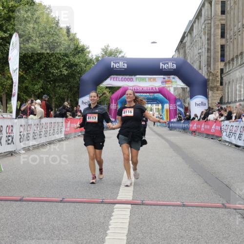 06.09.2026 - CURREX Alsterlauf Yannick Fuchs http://msf.ph/oto/10227727 06.09.2026 10:29:18 Ziel 4554, 4555, 8116, 8117 meine-sportfotos.de