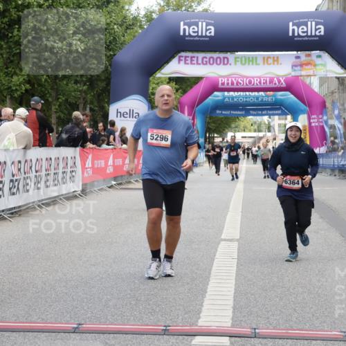 06.09.2026 - CURREX Alsterlauf Yannick Fuchs http://msf.ph/oto/10227744 06.09.2026 10:29:27 Ziel 5296, 6364 meine-sportfotos.de