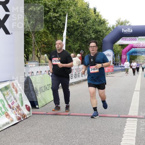 06.09.2026 - CURREX Alsterlauf Yannick Fuchs http://msf.ph/oto/10227764 06.09.2026 10:29:43 Ziel 2461, 2926, 4018, 4417 meine-sportfotos.de