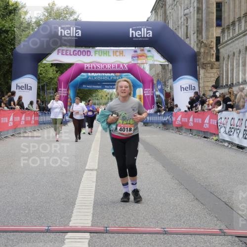 06.09.2026 - CURREX Alsterlauf Yannick Fuchs http://msf.ph/oto/10227766 06.09.2026 10:29:46 Ziel 2461, 2926, 4018 meine-sportfotos.de
