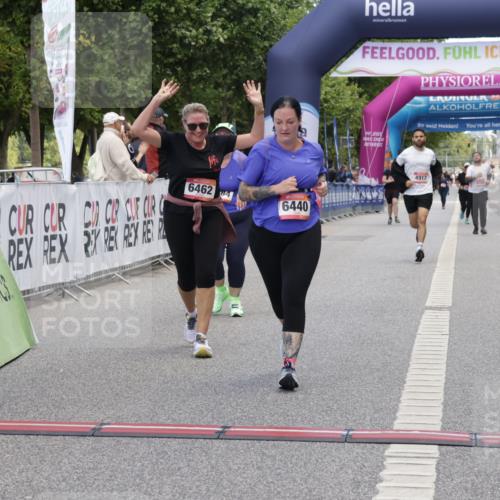 06.09.2026 - CURREX Alsterlauf Yannick Fuchs http://msf.ph/oto/10227792 06.09.2026 10:29:58 Ziel 2684, 4917, 6440, 6462, 6468 meine-sportfotos.de