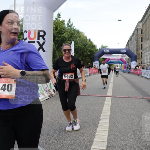 06.09.2026 - CURREX Alsterlauf Yannick Fuchs http://msf.ph/oto/10227799 06.09.2026 10:30:01 Ziel 2684, 4917, 6440, 6462, 6468 meine-sportfotos.de