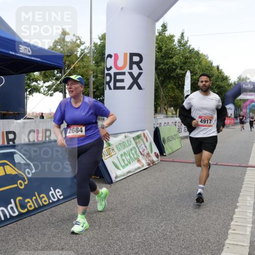 06.09.2026 - CURREX Alsterlauf Yannick Fuchs http://msf.ph/oto/10227804 06.09.2026 10:30:03 Ziel 2684, 4917, 6440, 6462 meine-sportfotos.de