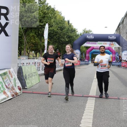 06.09.2026 - CURREX Alsterlauf Yannick Fuchs http://msf.ph/oto/10227817 06.09.2026 10:30:09 Ziel 2508, 4917, 5244, 5917, 6169 meine-sportfotos.de