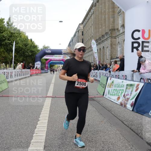 06.09.2026 - CURREX Alsterlauf Yannick Fuchs http://msf.ph/oto/10227821 06.09.2026 10:30:14 Ziel 2508, 5244, 5917, 6169 meine-sportfotos.de