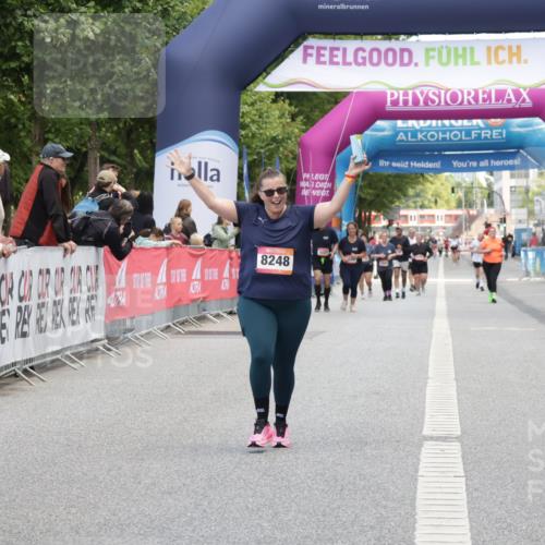 06.09.2026 - CURREX Alsterlauf Yannick Fuchs http://msf.ph/oto/10227823 06.09.2026 10:30:28 Ziel 8248 meine-sportfotos.de