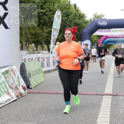 06.09.2026 - CURREX Alsterlauf Yannick Fuchs http://msf.ph/oto/10227852 06.09.2026 10:30:51 Ziel 2444, 3676, 4024, 4026, 4853, 6195, 6197, 8209 meine-sportfotos.de