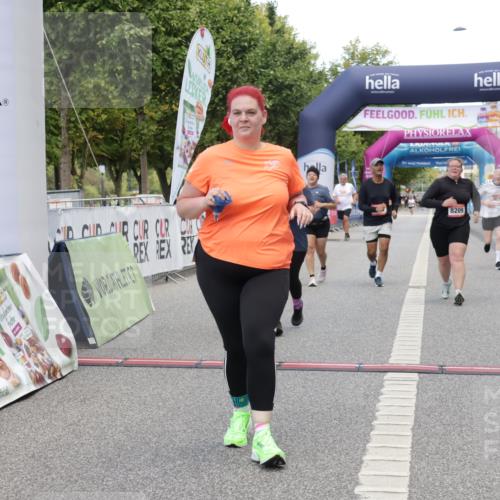 06.09.2026 - CURREX Alsterlauf Yannick Fuchs http://msf.ph/oto/10227853 06.09.2026 10:30:52 Ziel 2444, 3676, 4024, 4026, 4853, 6195, 6197, 8209 meine-sportfotos.de