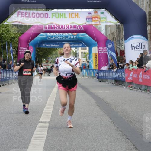 06.09.2026 - CURREX Alsterlauf Yannick Fuchs http://msf.ph/oto/10227866 06.09.2026 10:31:00 Ziel 2039, 2444, 3676, 4420, 4773, 6195, 6197, 8209 meine-sportfotos.de