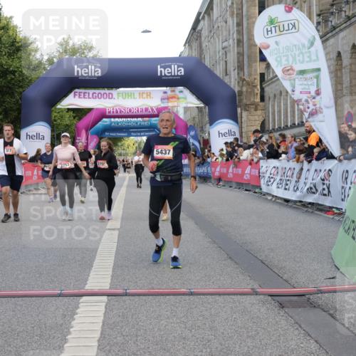 06.09.2026 - CURREX Alsterlauf Yannick Fuchs http://msf.ph/oto/10227944 06.09.2026 10:31:55 Ziel 2753, 2756, 3387, 4338, 5437, 5574, 5907, 8033 meine-sportfotos.de