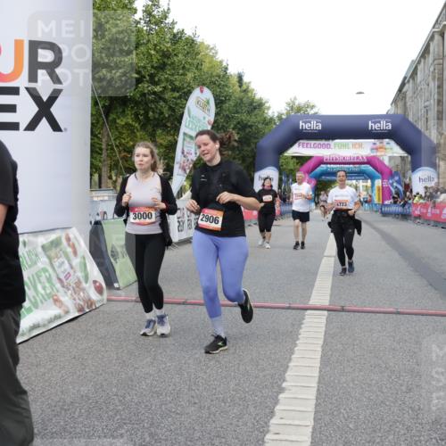 06.09.2026 - CURREX Alsterlauf Yannick Fuchs http://msf.ph/oto/10227980 06.09.2026 10:32:08 Ziel 2539, 2544, 2642, 2906, 3000, 3329, 4723, 6185 meine-sportfotos.de