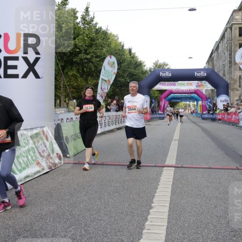 06.09.2026 - CURREX Alsterlauf Yannick Fuchs http://msf.ph/oto/10227993 06.09.2026 10:32:13 Ziel 2539, 2544, 2906, 3000, 3329, 4723 meine-sportfotos.de