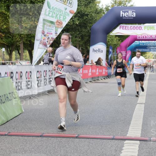 06.09.2026 - CURREX Alsterlauf Yannick Fuchs http://msf.ph/oto/10228005 06.09.2026 10:32:20 Ziel 2212, 2539, 2544, 4002, 5857 meine-sportfotos.de