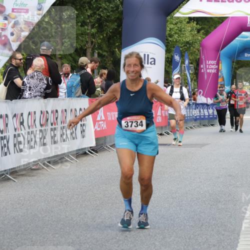 06.09.2026 - CURREX Alsterlauf Yannick Fuchs http://msf.ph/oto/10228031 06.09.2026 10:32:38 Ziel 3647, 3734 meine-sportfotos.de
