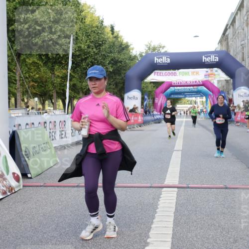 06.09.2026 - CURREX Alsterlauf Yannick Fuchs http://msf.ph/oto/10228077 06.09.2026 10:33:35 Ziel 3216, 5914, 6069, 6456 meine-sportfotos.de