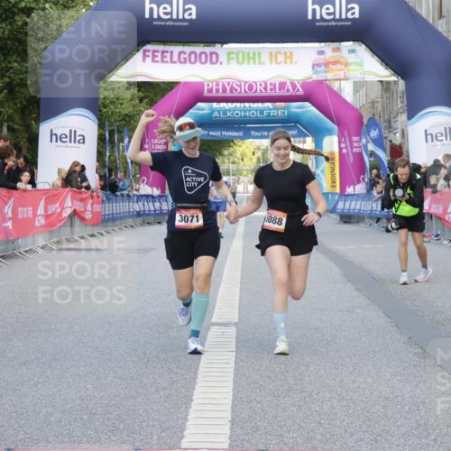 06.09.2026 - CURREX Alsterlauf Yannick Fuchs http://msf.ph/oto/10228094 06.09.2026 10:34:20 Ziel 3071, 3088 meine-sportfotos.de