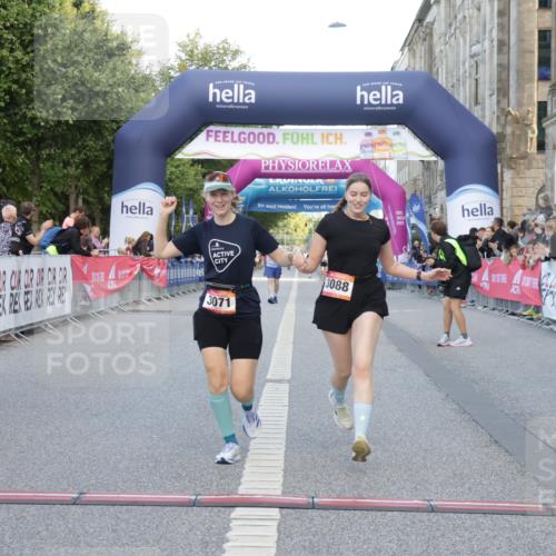 06.09.2026 - CURREX Alsterlauf Yannick Fuchs http://msf.ph/oto/10228097 06.09.2026 10:34:21 Ziel 3071, 3088 meine-sportfotos.de