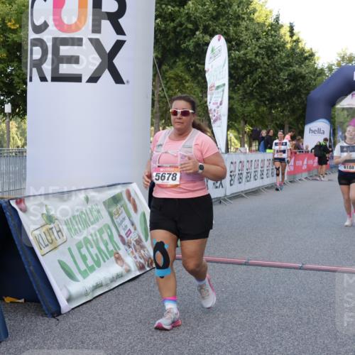 06.09.2026 - CURREX Alsterlauf Yannick Fuchs http://msf.ph/oto/10228137 06.09.2026 10:35:26 Ziel 2305, 5678, 6188 meine-sportfotos.de