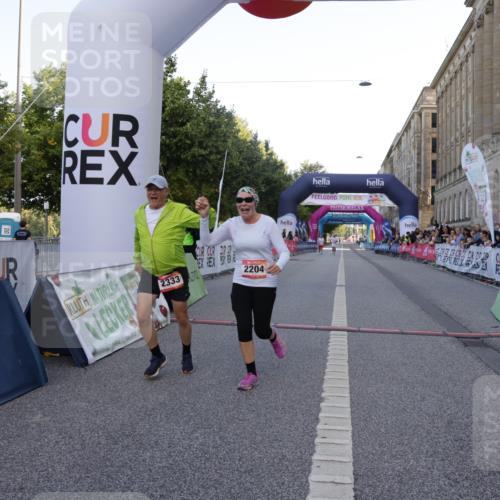06.09.2026 - CURREX Alsterlauf Yannick Fuchs http://msf.ph/oto/10228156 06.09.2026 10:35:53 Ziel 2204, 2333 meine-sportfotos.de