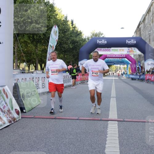 06.09.2026 - CURREX Alsterlauf Yannick Fuchs http://msf.ph/oto/10228167 06.09.2026 10:36:10 Ziel 6482, 8142 meine-sportfotos.de