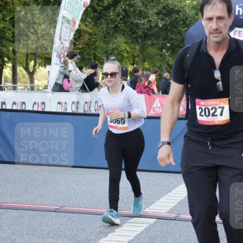 06.09.2026 - CURREX Alsterlauf Yannick Fuchs http://msf.ph/oto/10228203 06.09.2026 10:40:23 Ziel 2027, 3069, 4621 meine-sportfotos.de