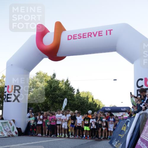 06.09.2026 - CURREX Alsterlauf Yannick Fuchs http://msf.ph/oto/10228270 06.09.2026 10:48:28 Ziel  meine-sportfotos.de