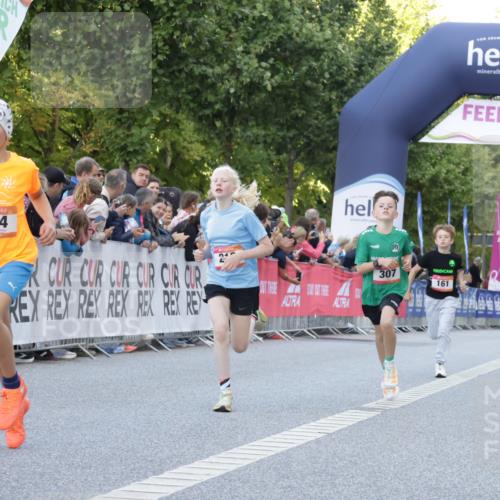 06.09.2026 - CURREX Alsterlauf Yannick Fuchs http://msf.ph/oto/10228339 06.09.2026 10:52:34 Ziel 161, 174, 213, 307, 316 meine-sportfotos.de