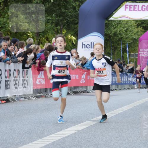 06.09.2026 - CURREX Alsterlauf Yannick Fuchs http://msf.ph/oto/10228369 06.09.2026 10:52:43 Ziel 161, 174, 182, 184, 213, 268, 281, 307, 355, 408, 409, 452 meine-sportfotos.de