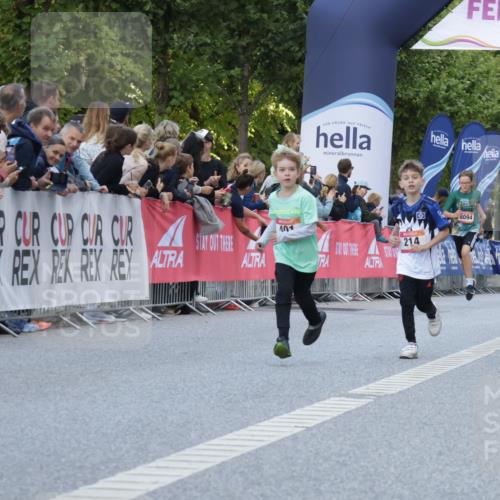 06.09.2026 - CURREX Alsterlauf Yannick Fuchs http://msf.ph/oto/10228526 06.09.2026 10:53:39 Ziel 154, 159, 190, 219, 257, 259, 263, 265, 266, 274, 286, 306, 330, 401, 402, 415, 445, 8180, 8181, 8329 meine-sportfotos.de