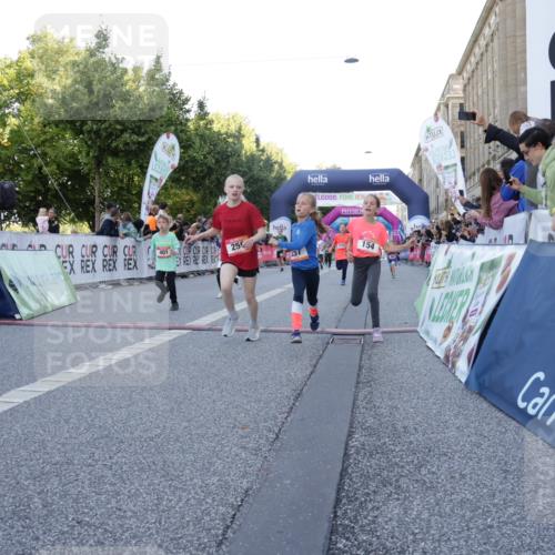 06.09.2026 - CURREX Alsterlauf Yannick Fuchs http://msf.ph/oto/10228535 06.09.2026 10:53:42 Ziel 154, 159, 214, 219, 257, 259, 265, 266, 274, 286, 306, 330, 401, 402, 415, 445, 8123, 8181 meine-sportfotos.de