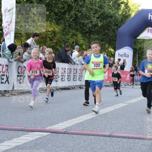06.09.2026 - CURREX Alsterlauf Yannick Fuchs http://msf.ph/oto/10228725 06.09.2026 10:54:49 Ziel 229, 234, 315, 322, 328, 340, 345, 359, 382, 398, 423, 8287 meine-sportfotos.de