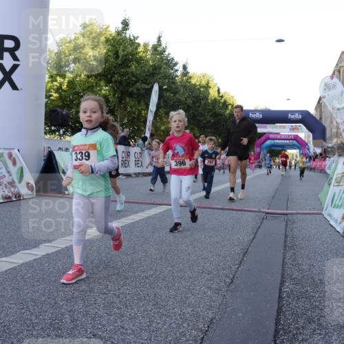 06.09.2026 - CURREX Alsterlauf Yannick Fuchs http://msf.ph/oto/10228782 06.09.2026 10:55:19 Ziel 156, 163, 181, 198, 199, 242, 291, 339, 368, 396, 411, 421, 439, 441, 8067, 8342 meine-sportfotos.de
