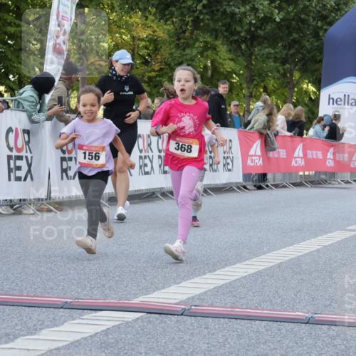 06.09.2026 - CURREX Alsterlauf Yannick Fuchs http://msf.ph/oto/10228791 06.09.2026 10:55:22 Ziel 156, 181, 198, 199, 232, 242, 291, 339, 368, 396, 439, 441, 8067, 8342 meine-sportfotos.de